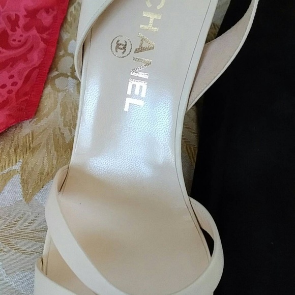 Chanel Beige Sandals (NEW, Never Worn) - Picture 4 of 8